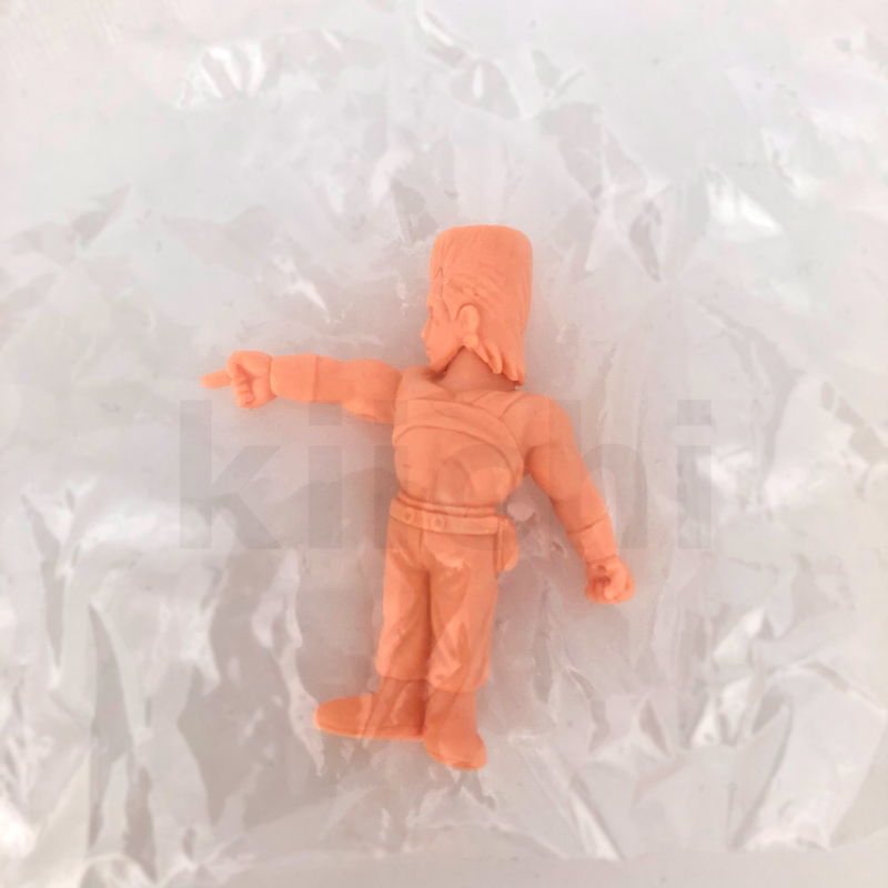 ジャンプ展 ジョジョの奇妙な冒険 缶バッジ ポルナレフ Amazon.co.jp