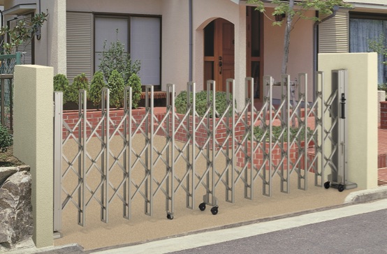 アコーディオン門扉