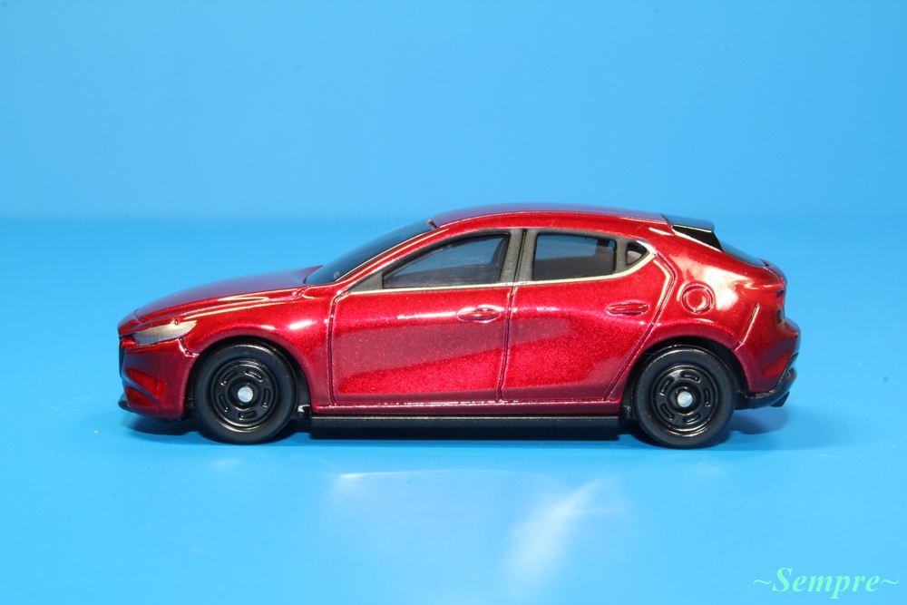 トミカ マツダ Mazda3 No.46 1/66スケール - ～Sempre～