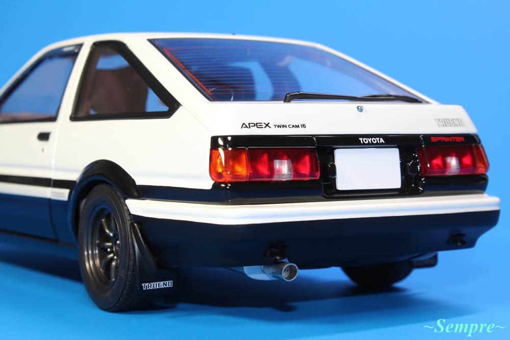 オートアート 頭文字D トヨタ スプリンター トレノ(AE86) 