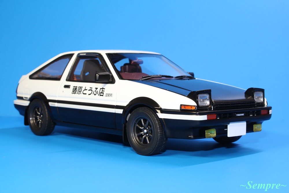 オートアート 頭文字D トヨタ スプリンター トレノ(AE86) 