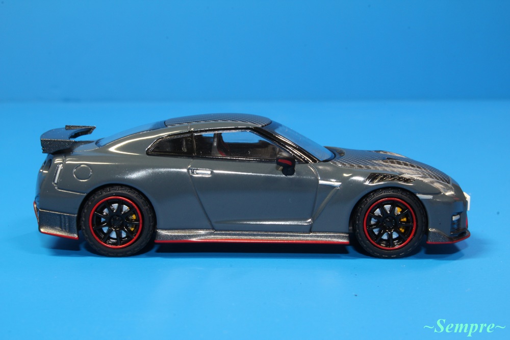 トミカリミテッドヴィンテージネオ 日産 GT-R(R35) NISMO Special