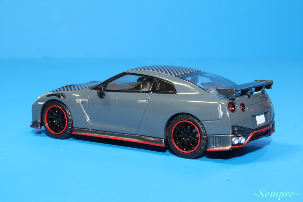 トミカリミテッドヴィンテージネオ 日産 GT-R(R35) NISMO Special