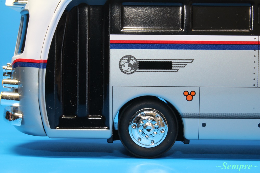 東京ディズニーリゾート限定 ディズニーリゾートクルーザー ブリキ製全長約22cm 東京ディズニーリゾート限定 ディズニーリゾートクルーザー ブリキ