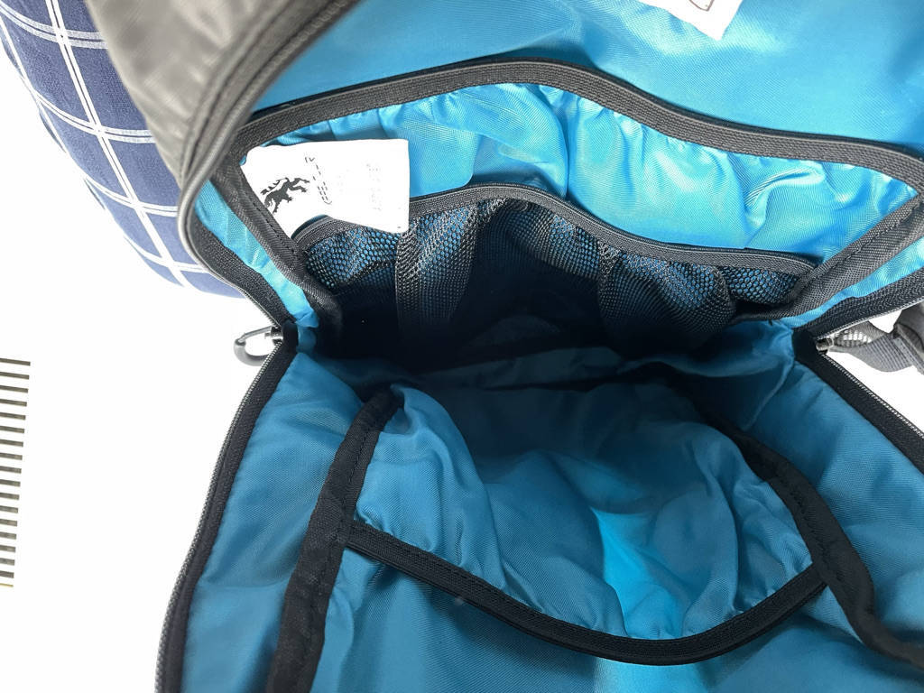 この大きさの”カペルミュール”バックパック8Lがちょうどいい感じ