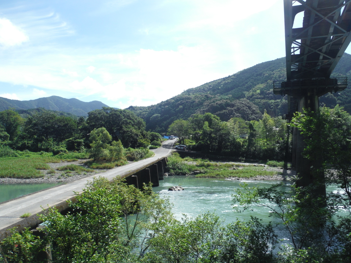 f:id:jakkan_araki:20190825234510j:plain