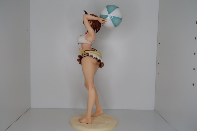 ライザリン・シュタウト（日焼け水着Ver.）のフィギュアを簡単レビュー