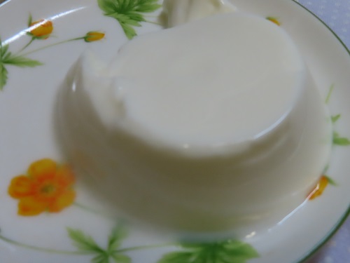 セブンプレミアム とろける食感 杏仁豆腐 中身
