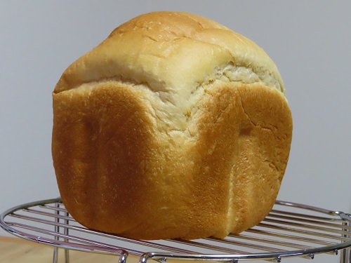 生クリーム入り湯種パン