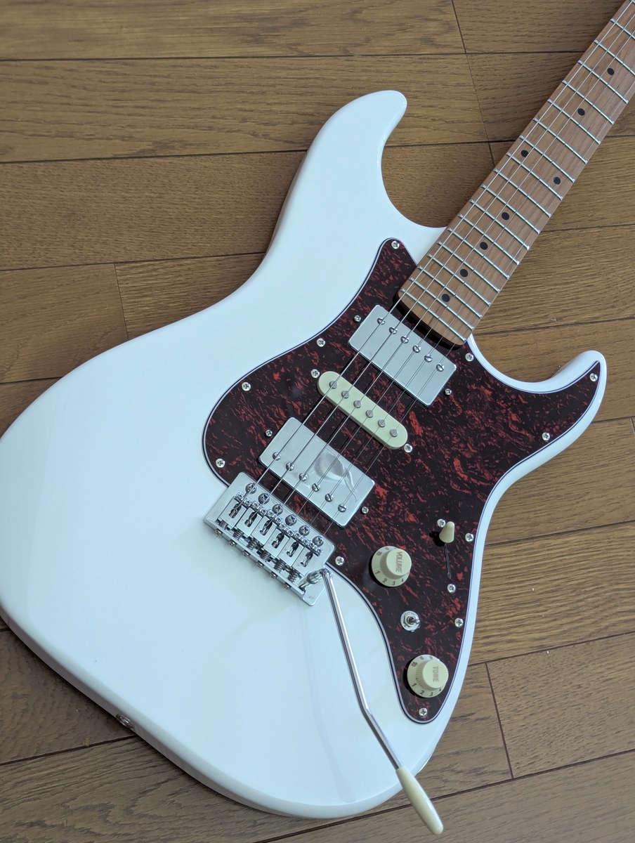 バッカスのストラト（GS-4DX RSM/M）のストラップピンをStraplok Flush