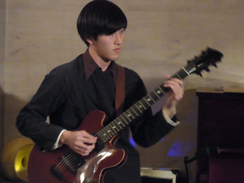 f:id:jazzpianobar:20171226005829j:plain