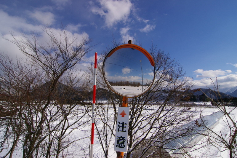 Imgp1657080119 東根市観音寺 雪景色にミラー