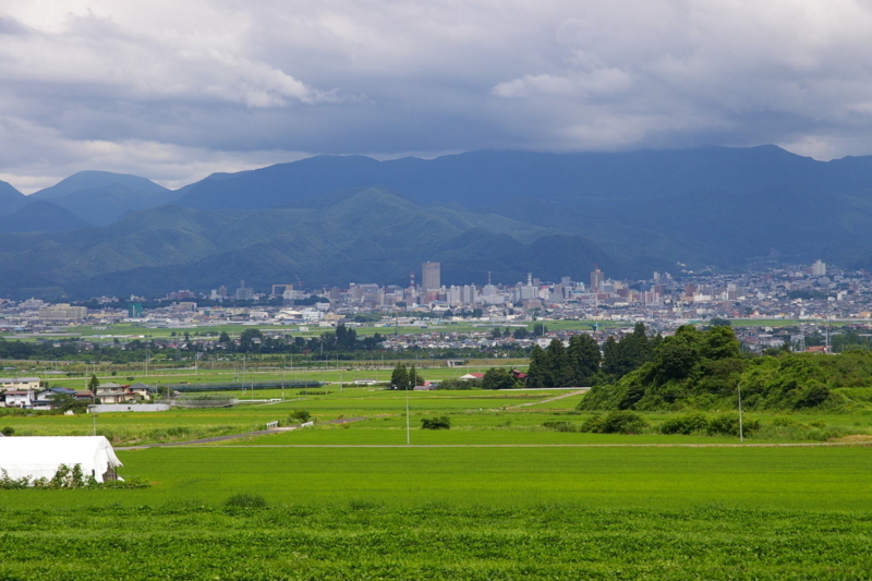 山形市村木沢から眺めた山形市中心街