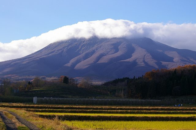 秋の岩木山