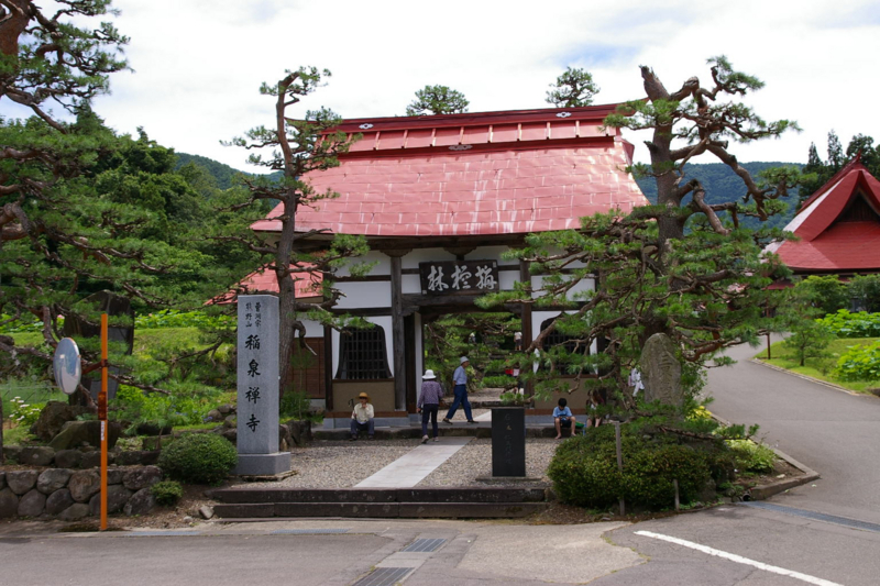 長野県木島平村　稲泉寺