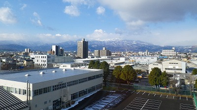 山形新幹線つばさの車窓からパチリ