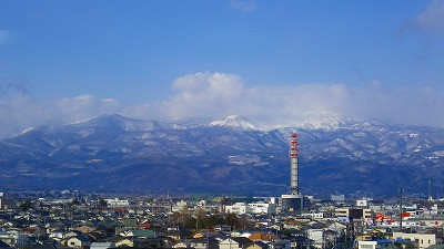 山形新幹線つばさからの車窓の風景