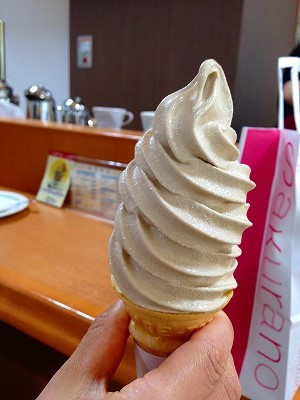 Img_15100727 さくらの百官店の地下の食品売り場