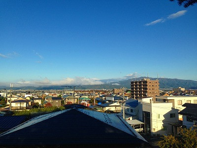 東根市、神町からの眺め「月山」