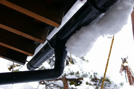 Imgp9406 雪景色の我が家の庭