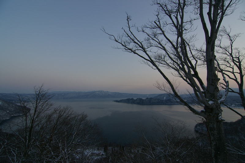 Imgp0018a 十和田湖夜明け 「発荷峠から眺める」