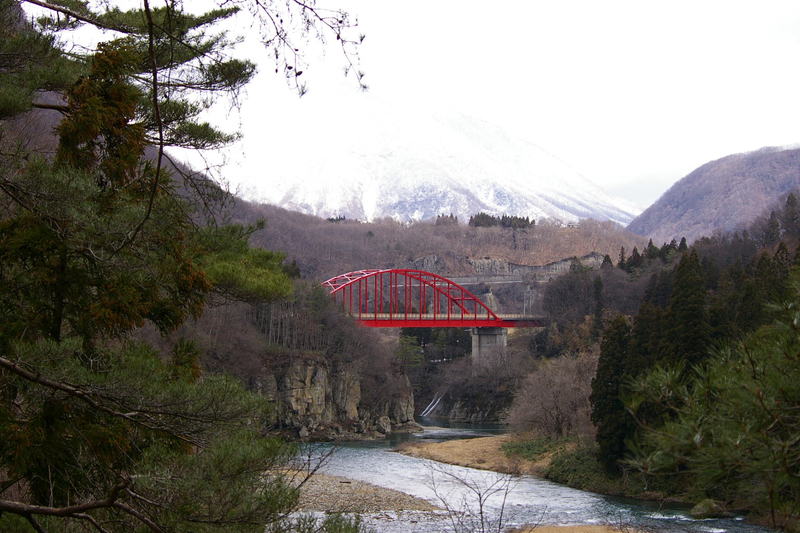 Imgp0116 赤い橋