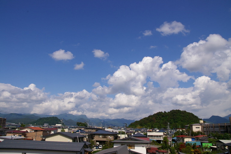 Imgp7553070601 我が家の3階からの眺め 若木山と大森山