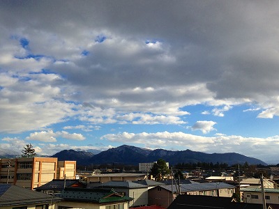 0061207 0神町小学校、天童の水晶山、面白山付近