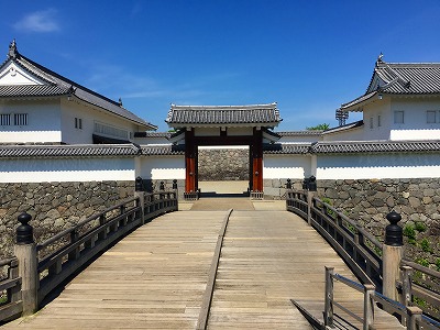 山形城の門