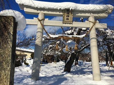 雪の板垣神社