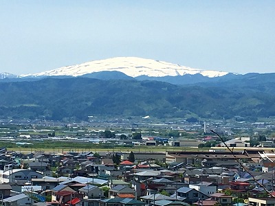 月山