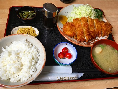 Img_71260702 とんかつ定食