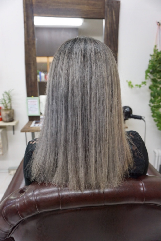 イルミナ新色使ってホワイトグラデを作ってみた 大分県 別府市 美容室 Jericho Hair 松宮blog