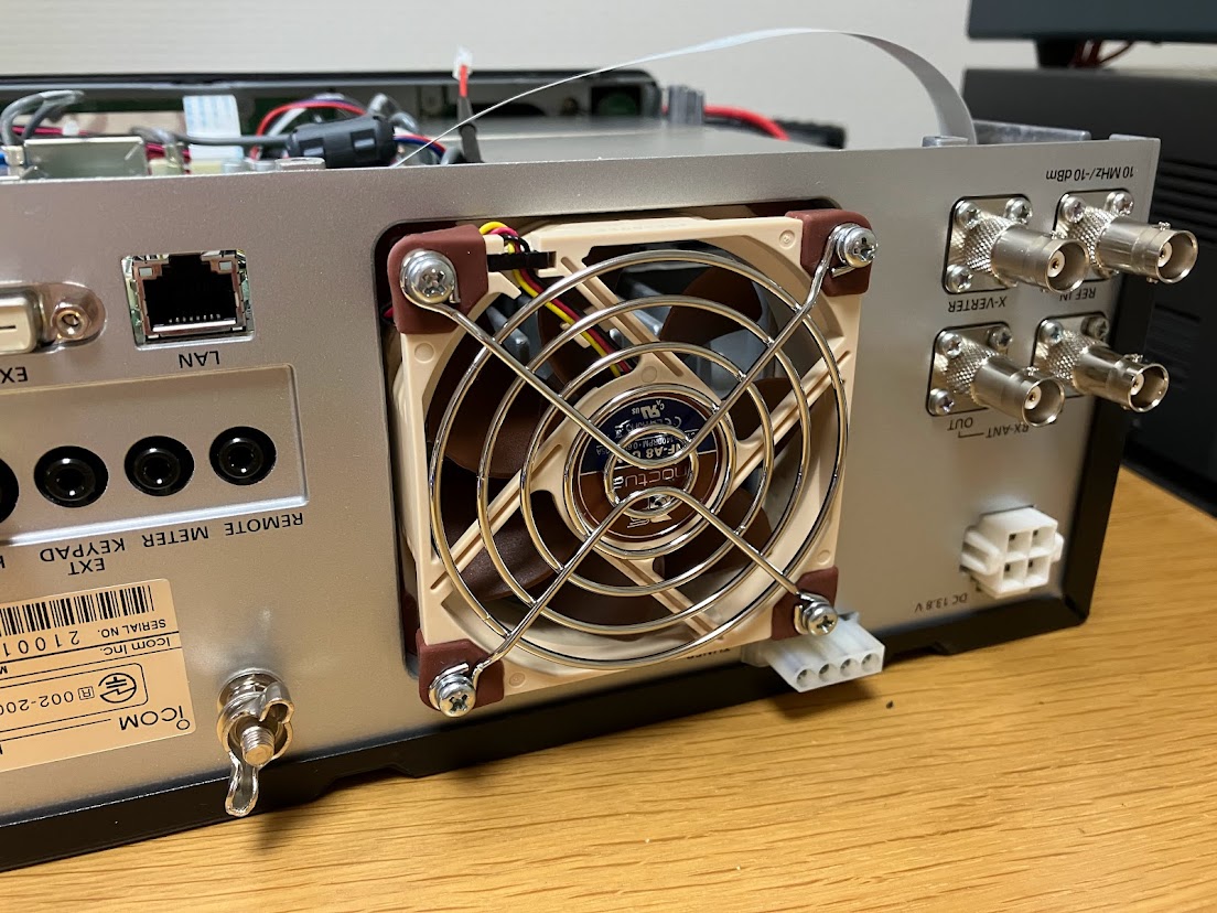 IC-7610 静音ファンに交換 - アマチュア無線局 JF0RRH IC-7610 静音ファンに交換 - アマチュア無線局 JF0RRH