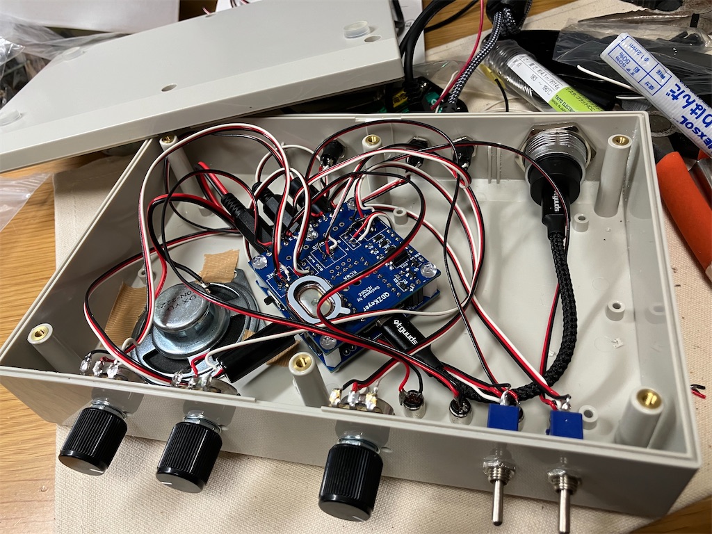 QDZ Keyer を大きなケースに載せ換え - アマチュア無線局 JF0RRH