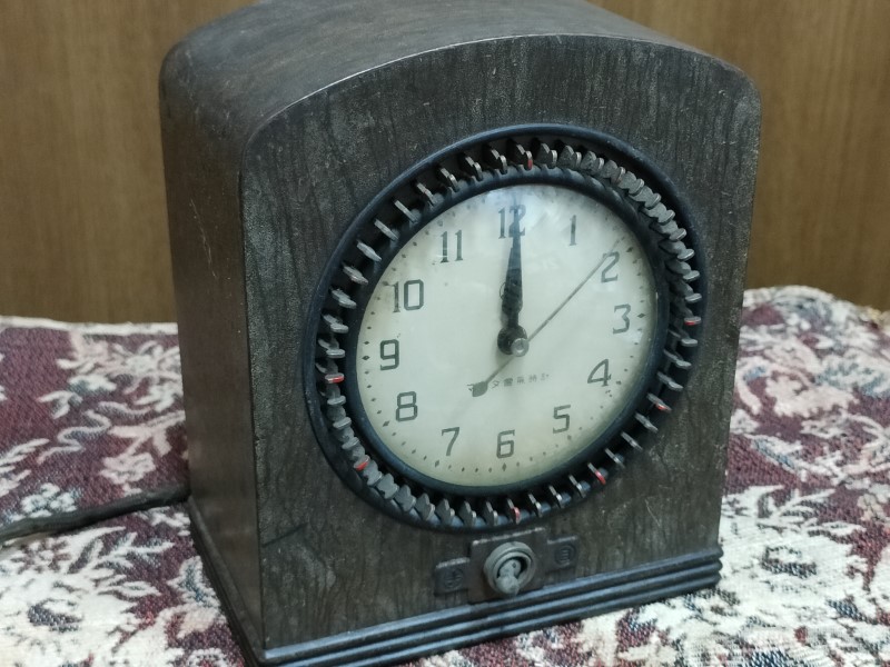 昭和の電子機器？ - CQ DE JF3PLF