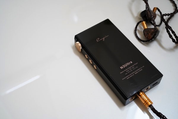 Cayin N3 Ultraはウォークマンの買い替え候補!真空管の濃密で Cayin N3 Ultraはウォークマンの買い替え候補!真空管の濃密で