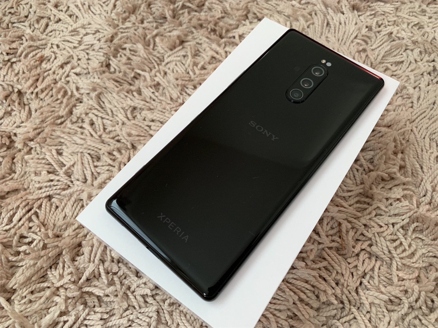 未使用品) 海外SIMシムフリー版 Sony XPERIA 1(J9110) Dual SIM 64GB パープル | 国際送料無料 : x1-pu  : ベストサプライショップ - 通販 - Yahoo!ショッピング