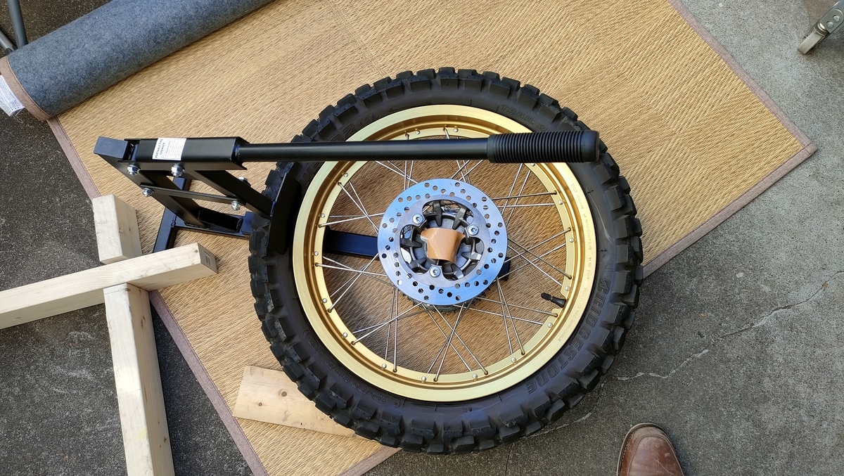 セロー 前後タイヤセット バリ山 セローのリアタイヤ交換 ～その1～ - F700GS-林道＆整備記録
