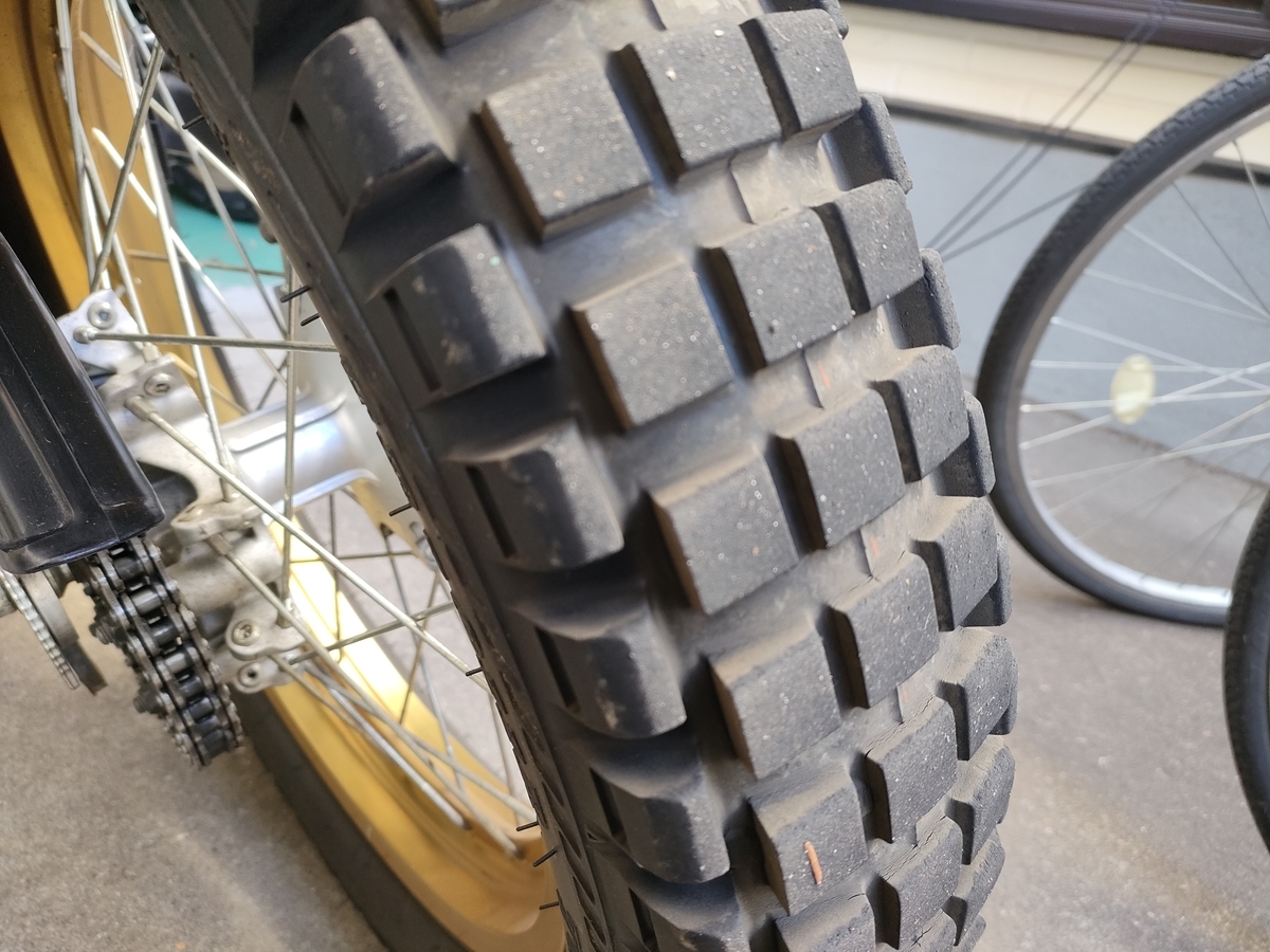 セローのタイヤをそろそろ物色 - F700GS-林道＆整備記録