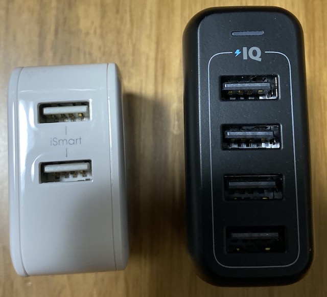 RavpowerとAnker PowerPort 4の比較