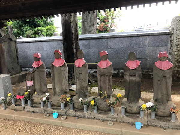 f:id:jizo_bosatsu:20180530160401j:plain 目黒区、円融寺、六地蔵
