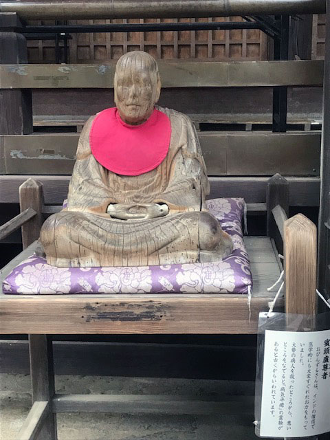 深大寺のおびんずるさん