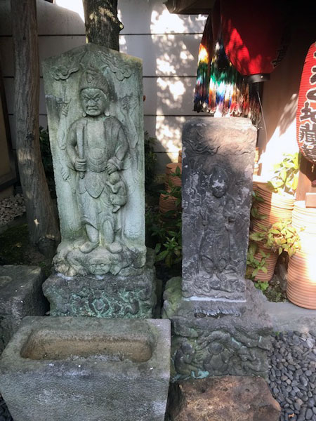 白山　大円寺　石像