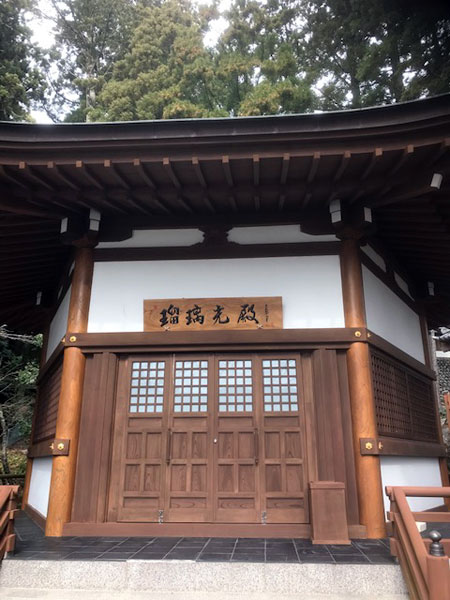 三光寺　六角堂