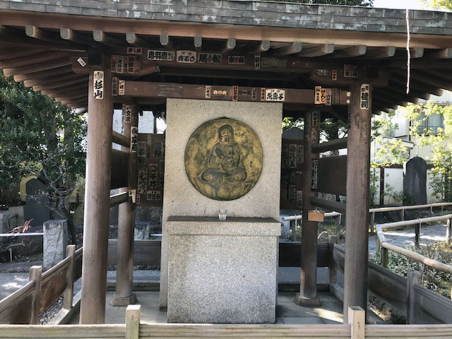 稚児大師像