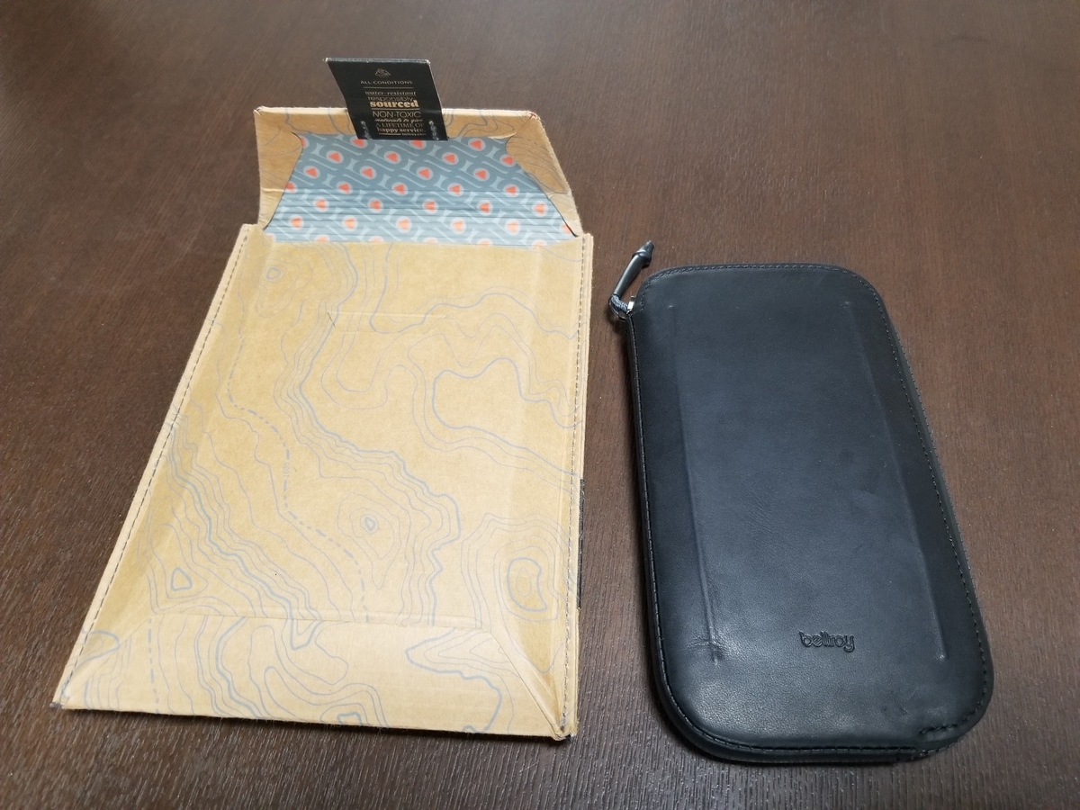 ベルロイ「All Conditions Phone Pocket Plus」1年間使用