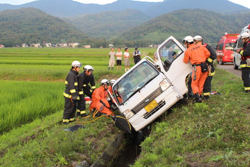 転落事故