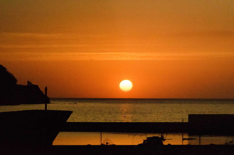 車窓からの夕日