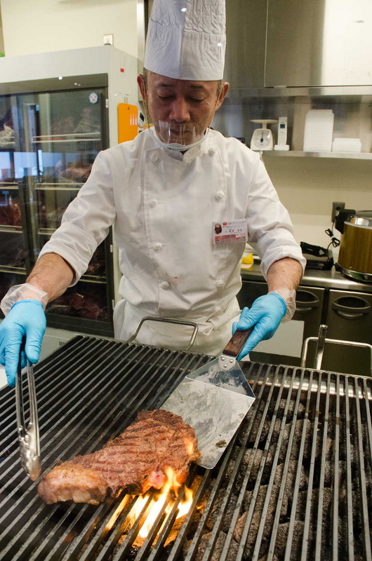 ステーキ焼き３